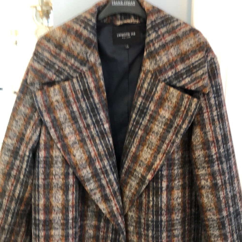 NOWT NEVER WORN!  Beautiful cut! Heirloom quality,  lined! - Picture 2 of 8